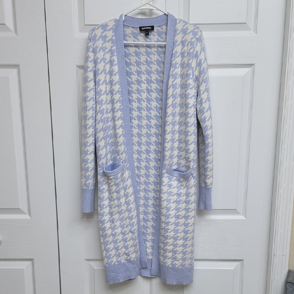 Express Houndstooth Knitted Cardigan - Picture 2 of 8